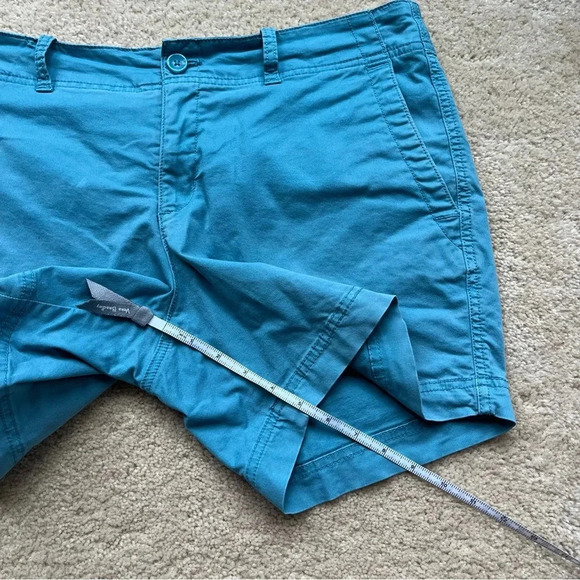 Eddie Bauer Women’s Heritage Wash Chino Shorts - Size 10 - EUC - Cotton Blend - Picture 9 of 9